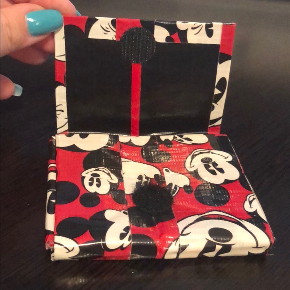 Duct tape wallet